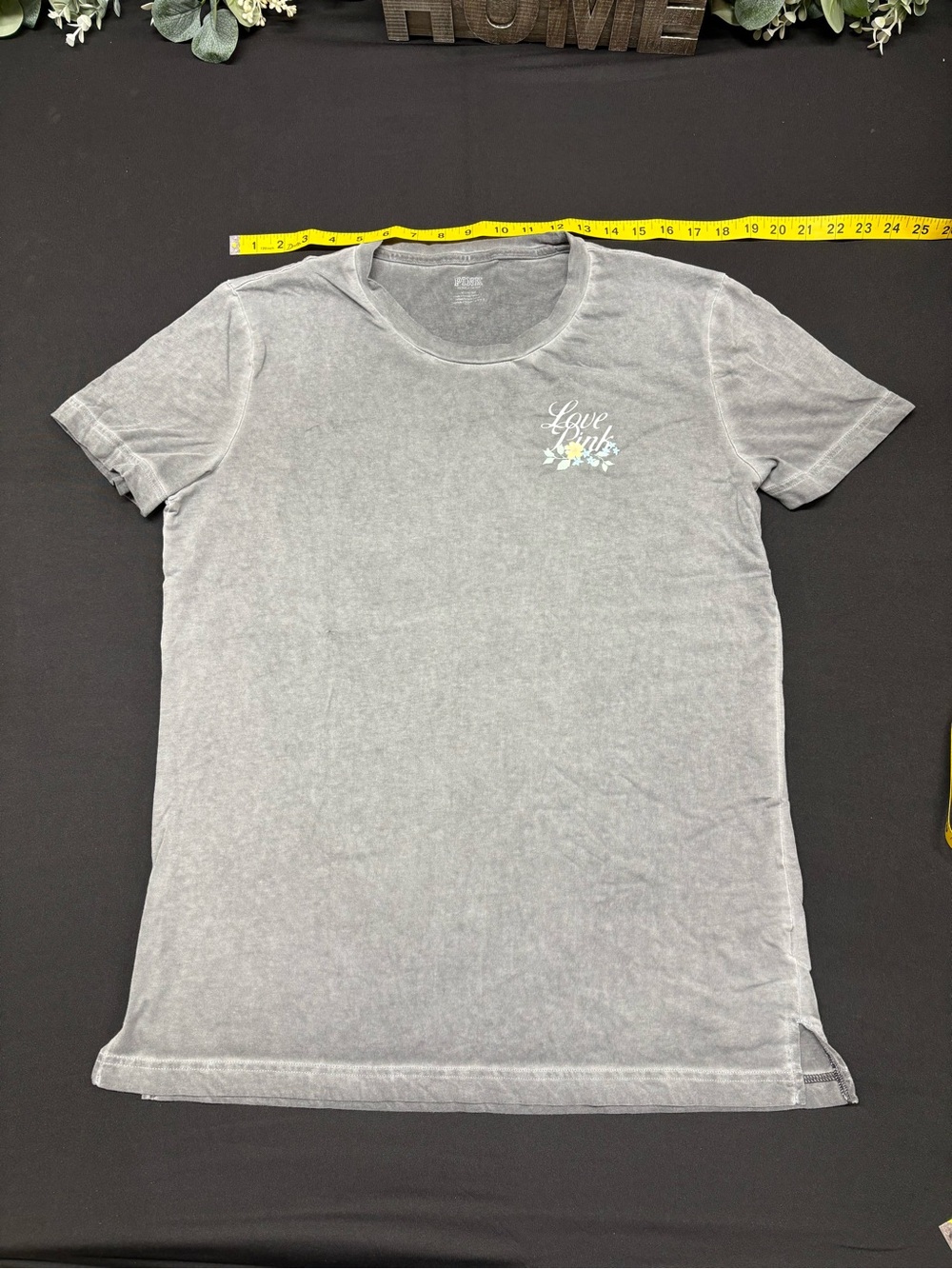 PINK Victoria's Secret Gray 'Love Pink' Chest Logo Tee Relaxed Fit Medium